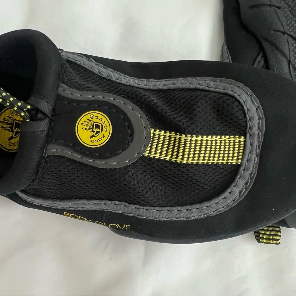 Body Glove Water Shoes, Size 12